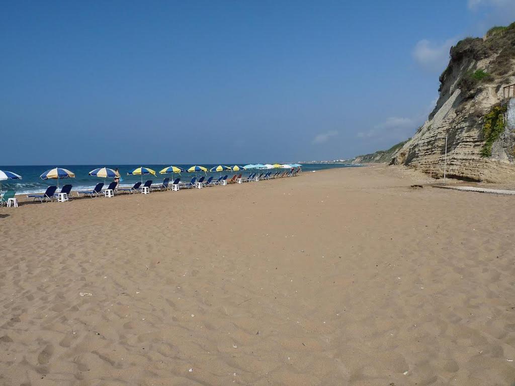 Bed and Breakfast Olive House Marathias Esterno foto